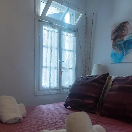 Alexandra Holiday home Exambela