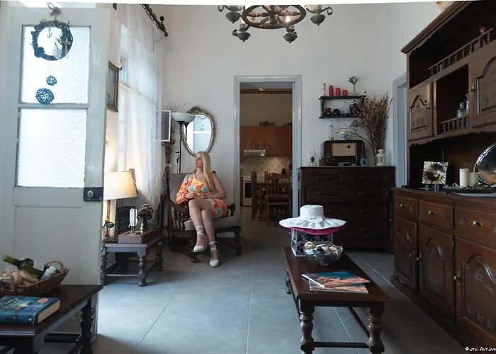 Alexandra Tatil Evi *