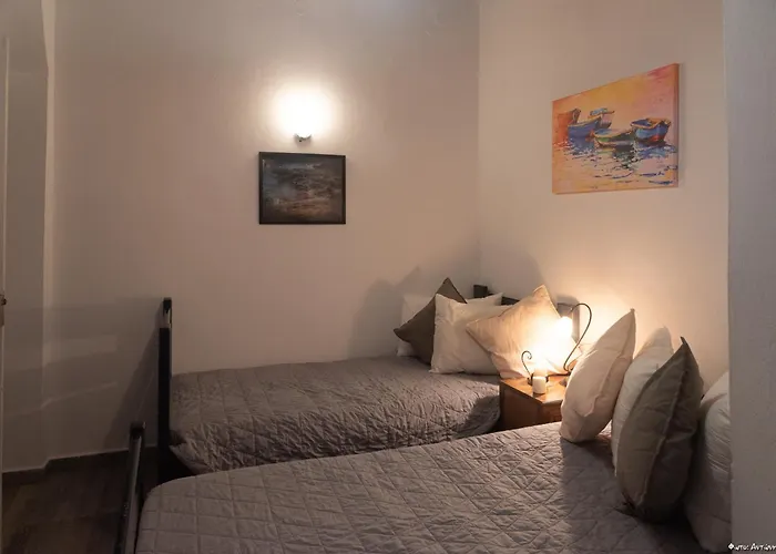 Alexandra * Exámbela