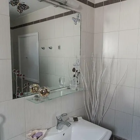 Дом отдыха Alexandra *